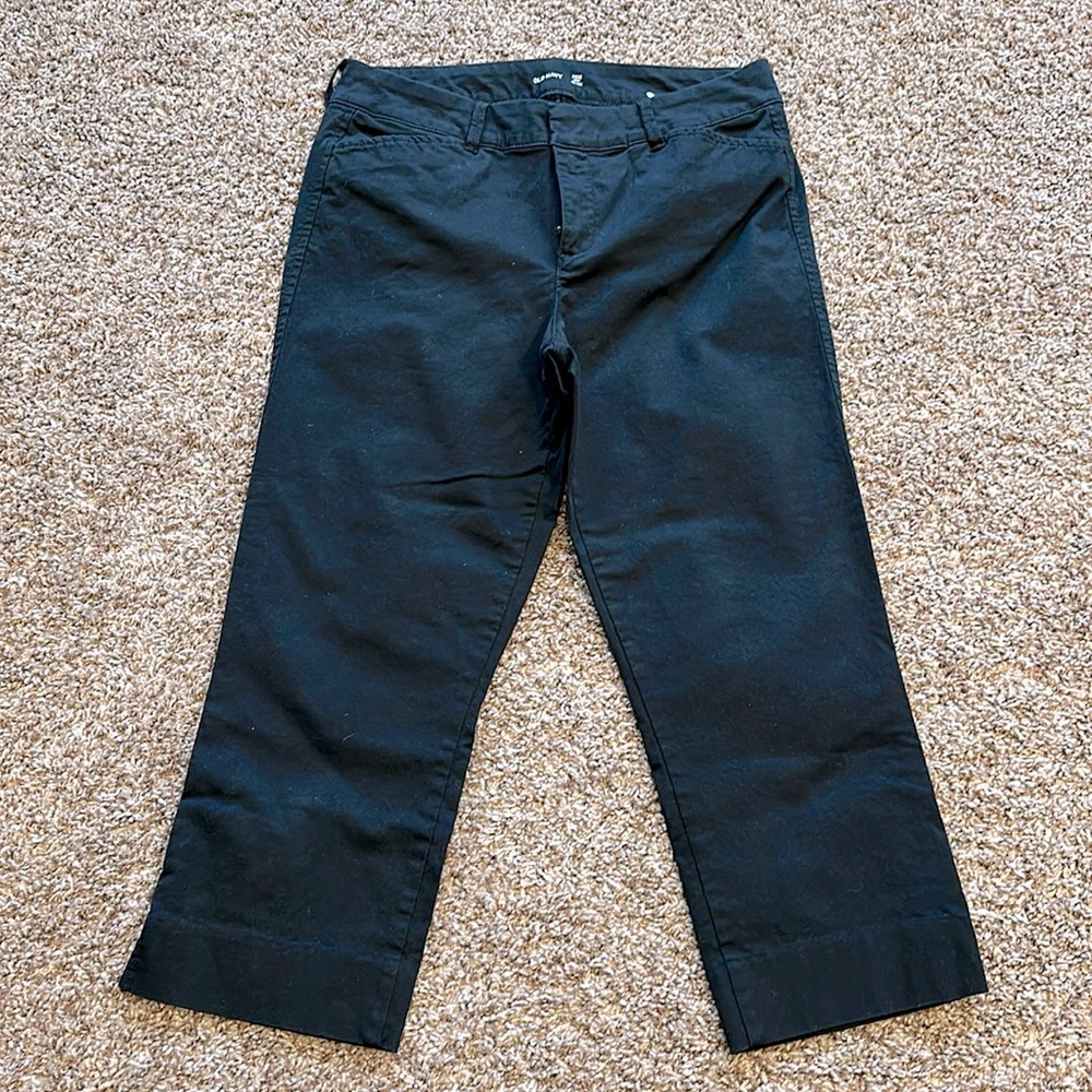 OLD NAVY PIXIE CROP MID RISE PANTS SIZE 4 BLACK